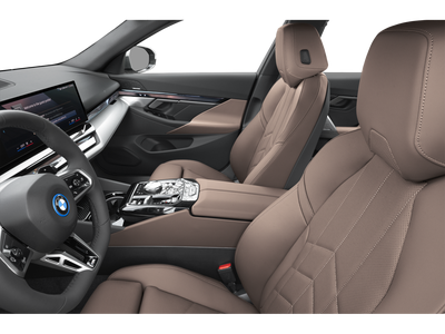 2027 BMW 550e 550e xDrive