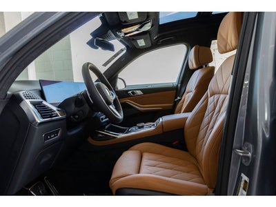 2027 BMW X7 Base
