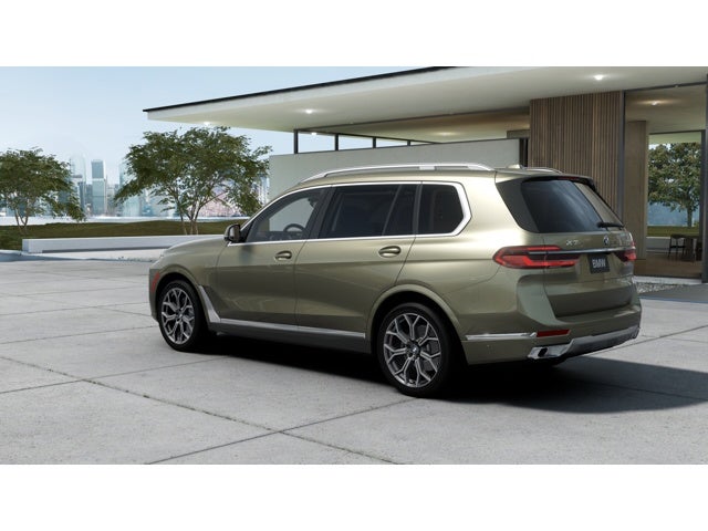 2027 BMW X7 Base
