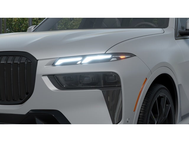 2027 BMW X7 Base