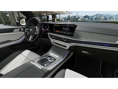 2027 BMW X7 Base