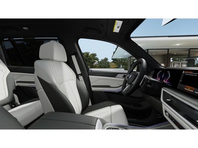 2027 BMW X7 Base