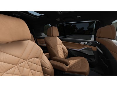 2027 BMW X7 Base