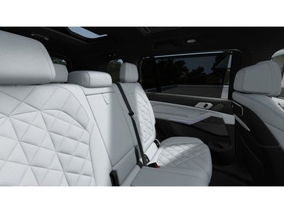 2027 BMW X7 Base
