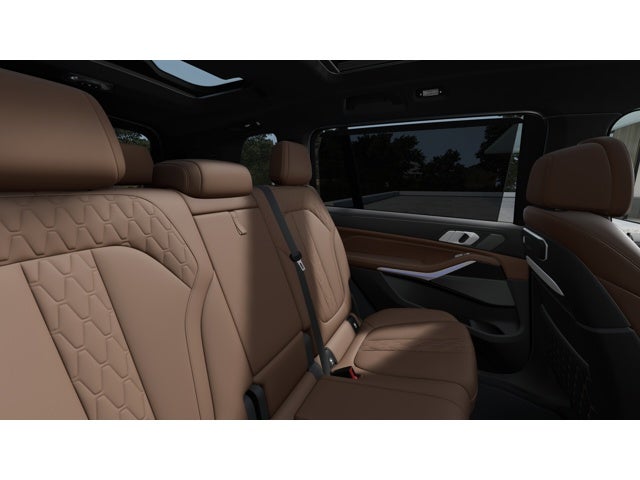 2027 BMW X7 Base