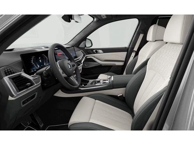 2027 BMW X7 Base
