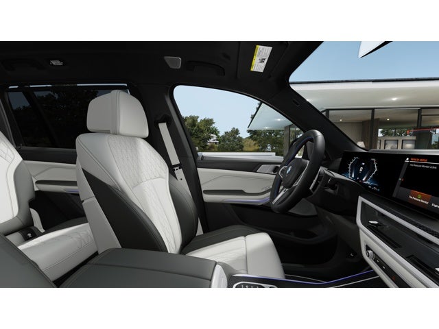 2027 BMW X7 Base