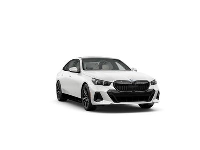 2026 BMW 550e Base