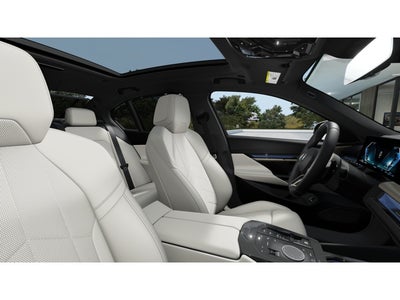 2026 BMW 550e Base