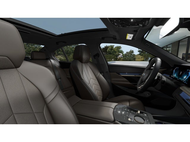 2026 BMW 550e Base
