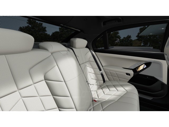 2026 BMW 760i Base