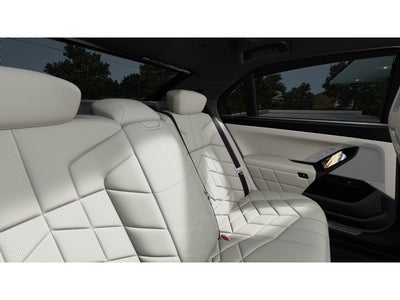 2026 BMW 750e xDrive Base