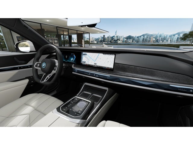 2026 BMW 750e xDrive Base