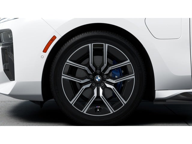 2026 BMW 750e xDrive Base