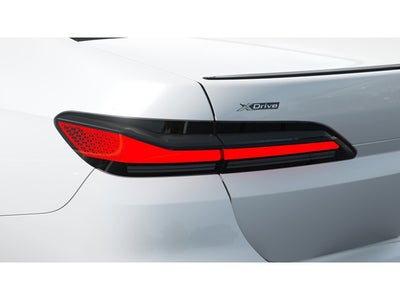 2026 BMW 750e xDrive Base