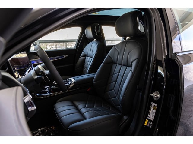 2026 BMW 750e xDrive 750e xDrive