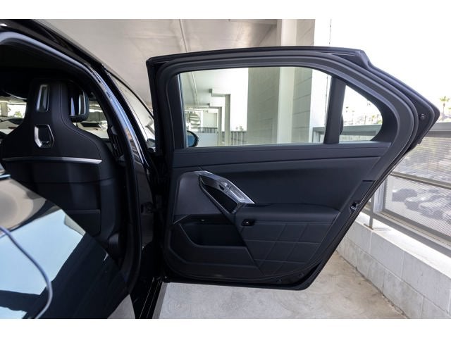 2026 BMW 750e xDrive 750e xDrive