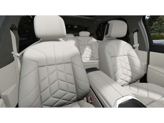 2027 BMW 740i Base