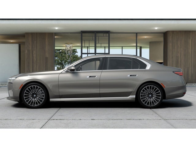 2027 BMW 740i Base