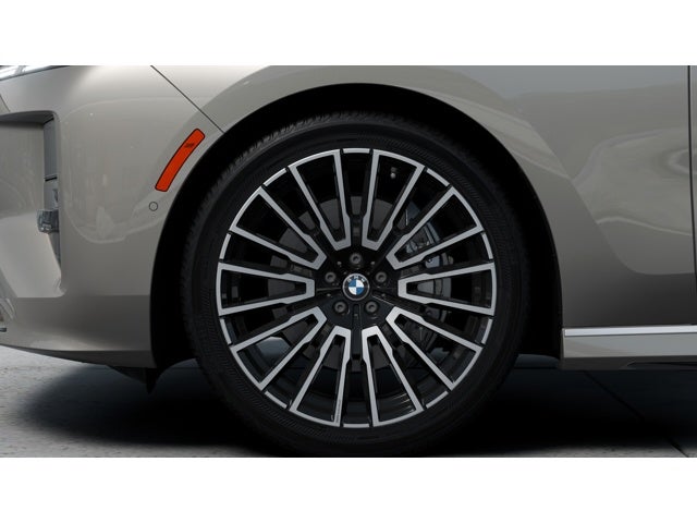 2027 BMW 740i Base