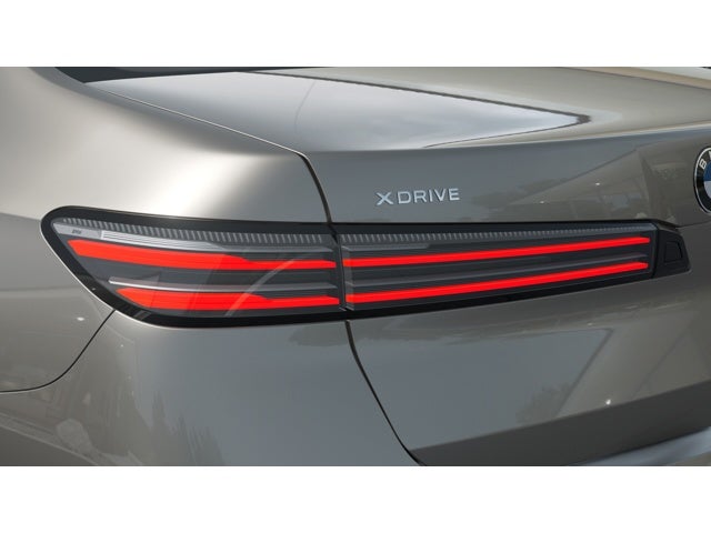2027 BMW 740i Base