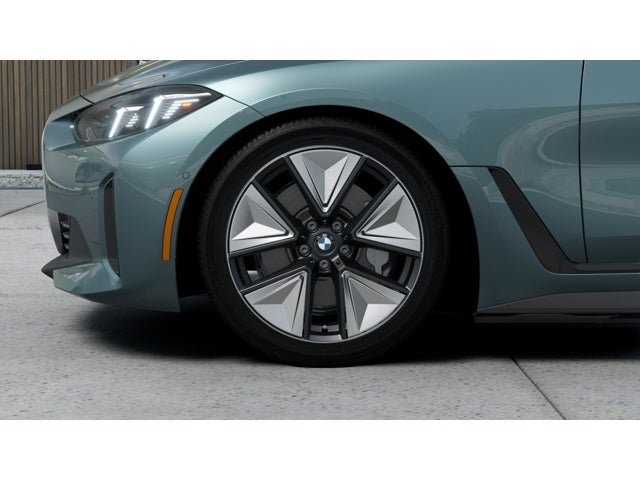 2026 BMW i4 Base