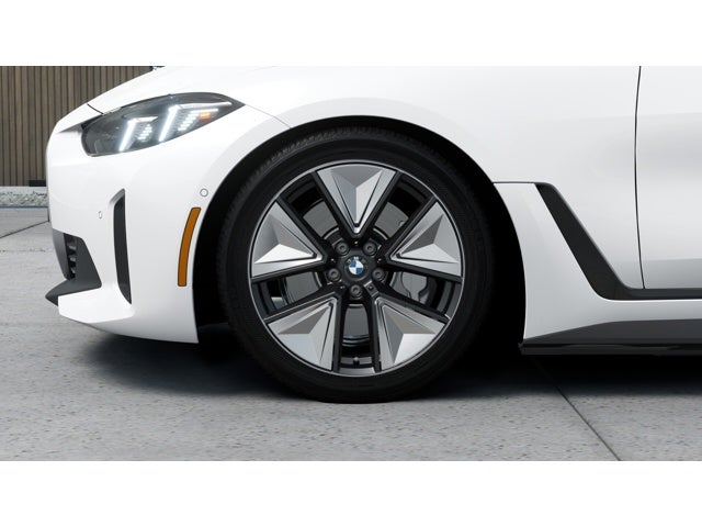 2026 BMW i4 Base