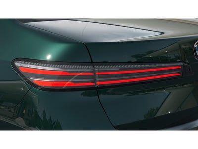 2027 BMW i7 Base