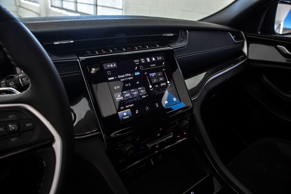 2023 Jeep Grand Cherokee Altitude