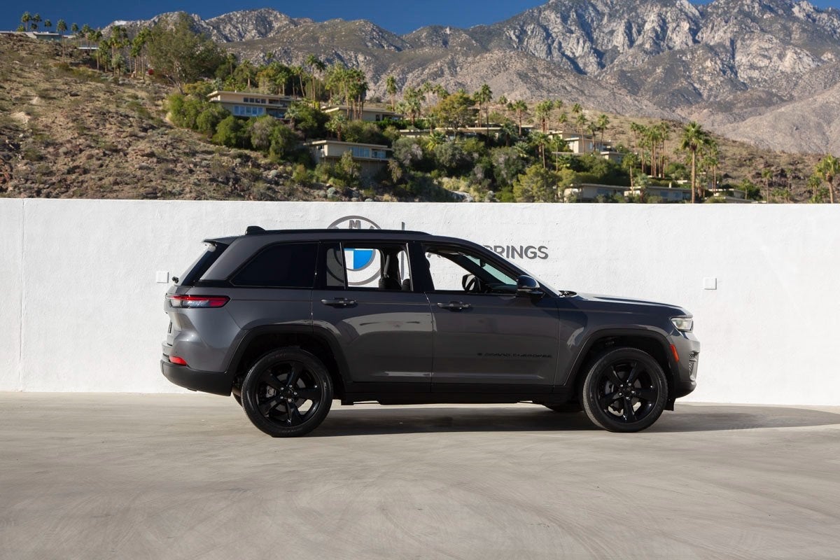 2023 Jeep Grand Cherokee Altitude