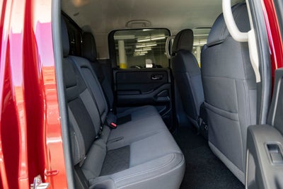 2025 Nissan Frontier SV