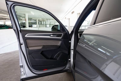 2022 Volkswagen Atlas Cross Sport 3.6L V6 SEL Premium R-Line