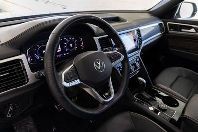 2022 Volkswagen Atlas Cross Sport 3.6L V6 SEL Premium R-Line