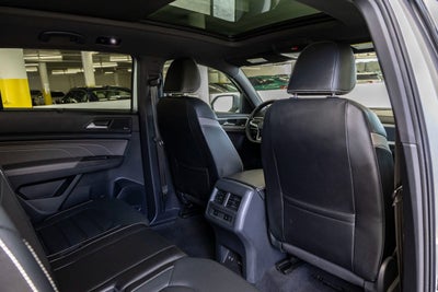 2022 Volkswagen Atlas Cross Sport 3.6L V6 SEL Premium R-Line