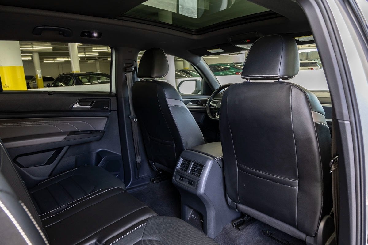 2022 Volkswagen Atlas Cross Sport 3.6L V6 SEL Premium R-Line