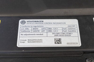 2022 Volkswagen Atlas Cross Sport 3.6L V6 SEL Premium R-Line