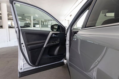 2017 Toyota RAV4 Platinum