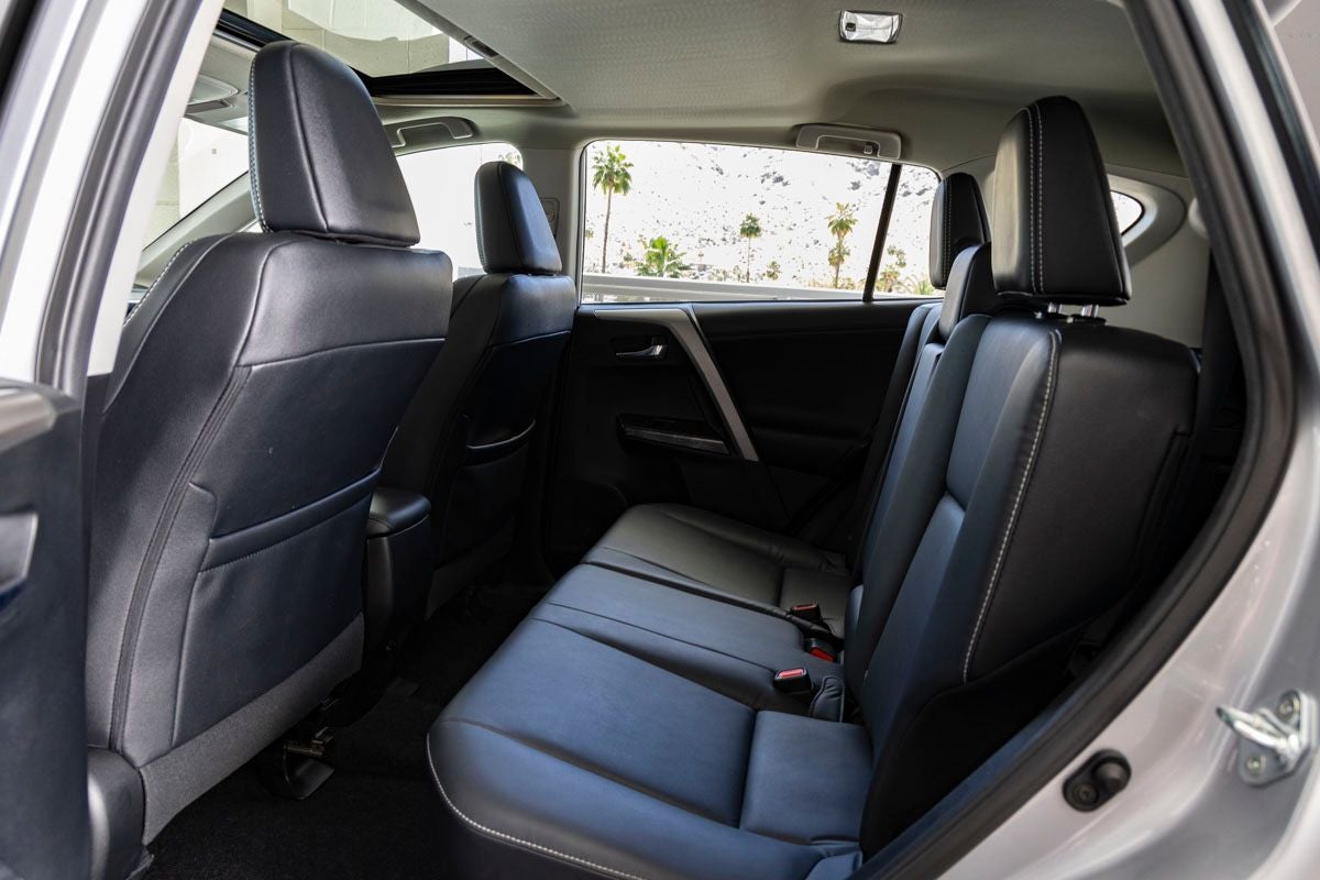 2017 Toyota RAV4 Platinum