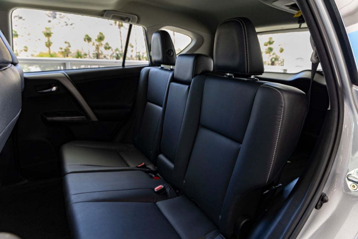 2017 Toyota RAV4 Platinum