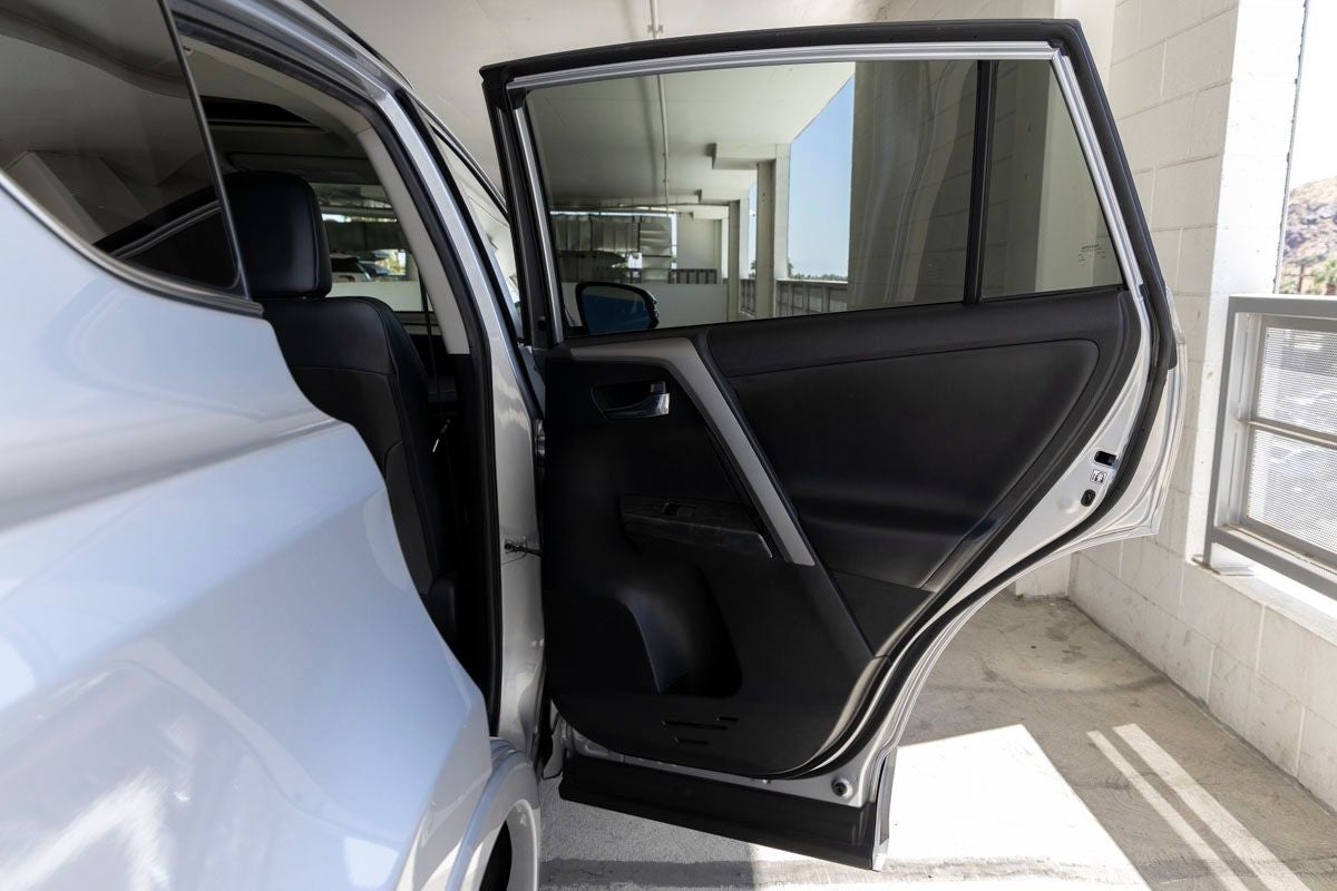 2017 Toyota RAV4 Platinum