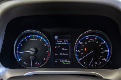 2017 Toyota RAV4 Platinum