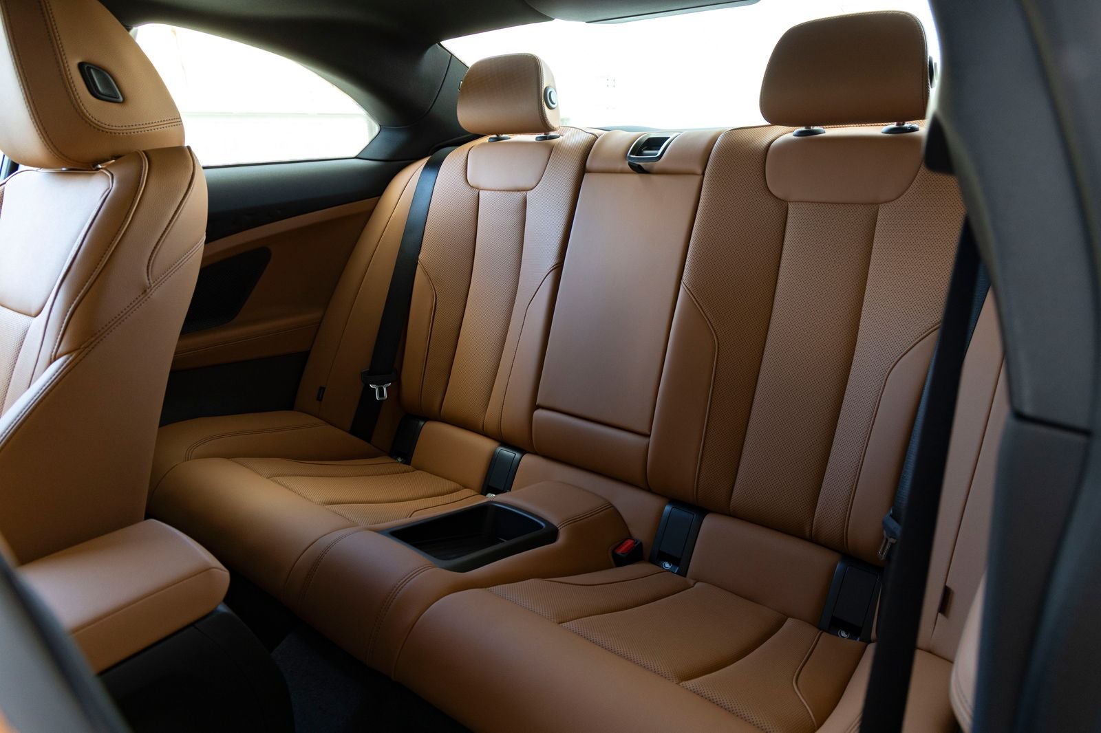 2026 BMW 230i 230i