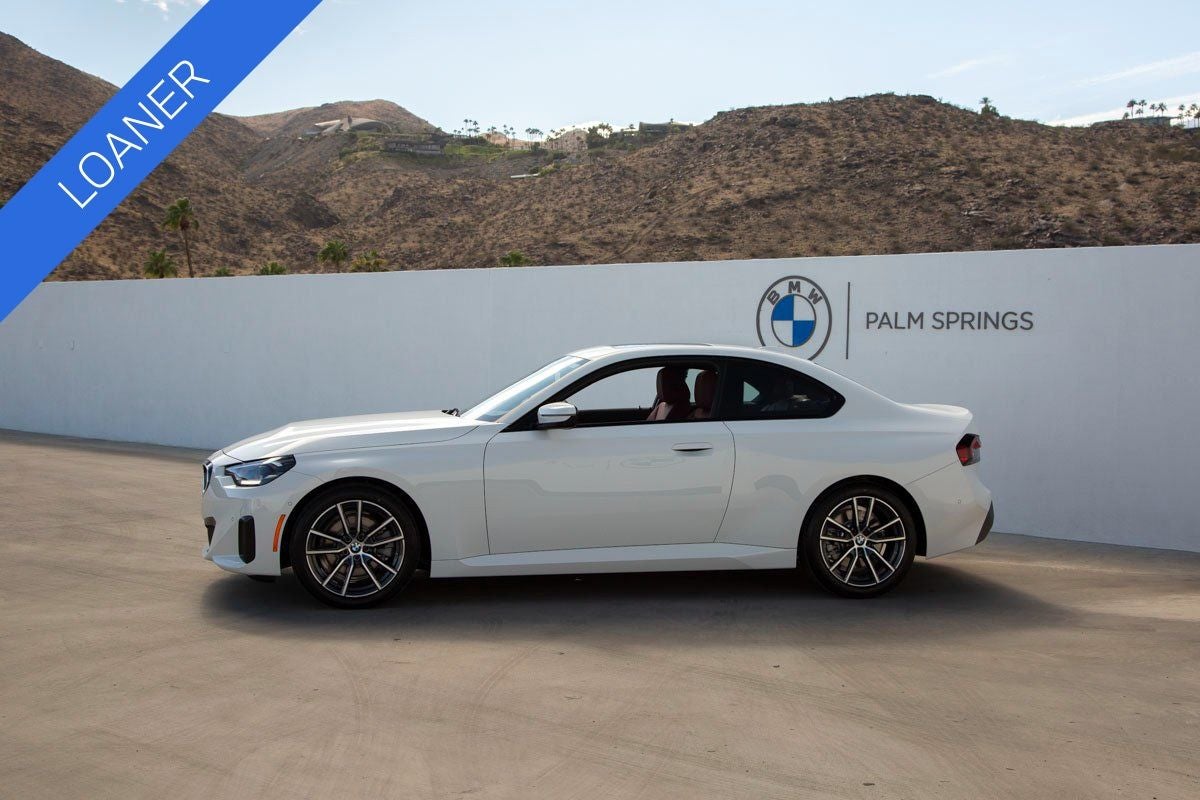 2026 BMW 230i 230i
