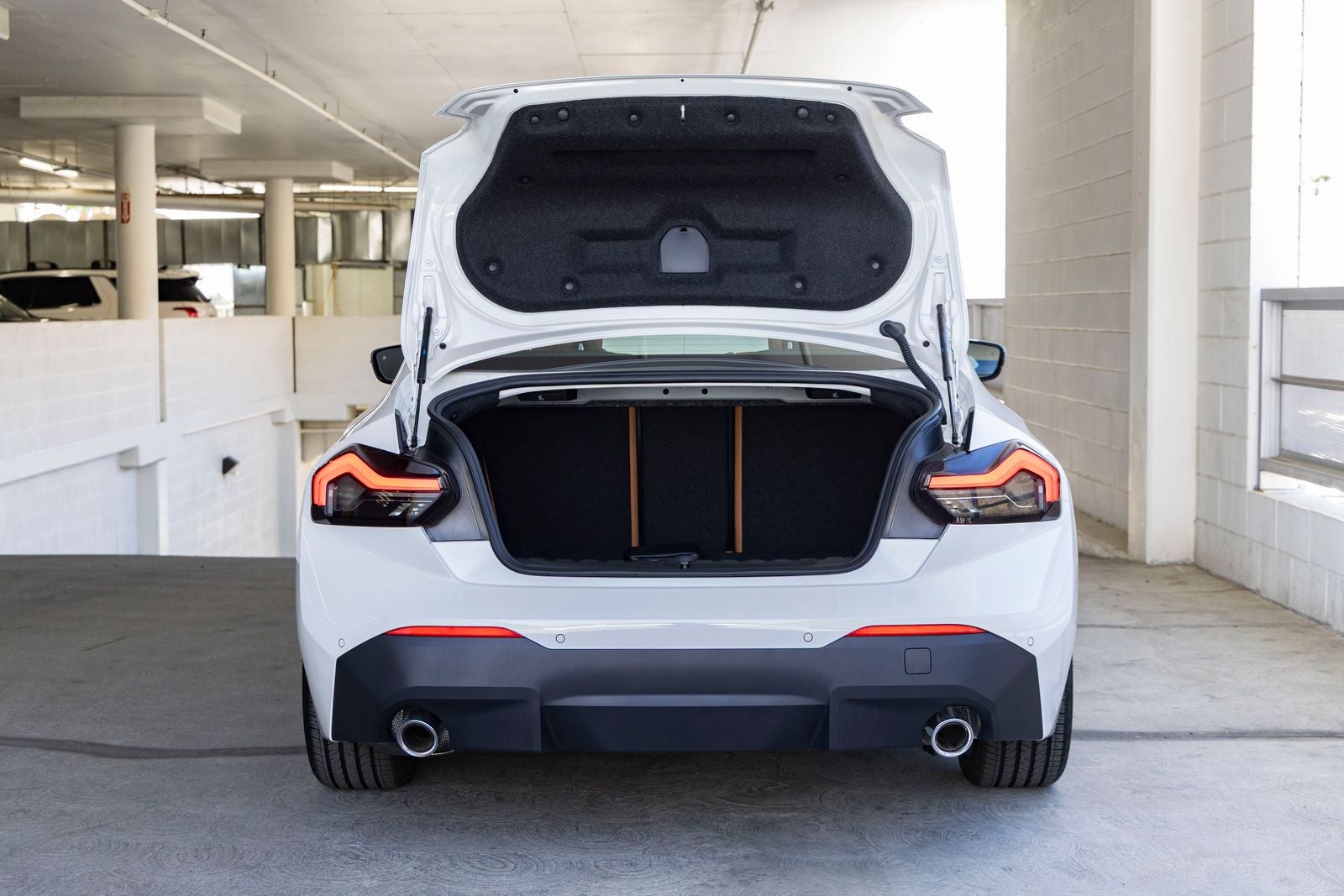2026 BMW 230i 230i