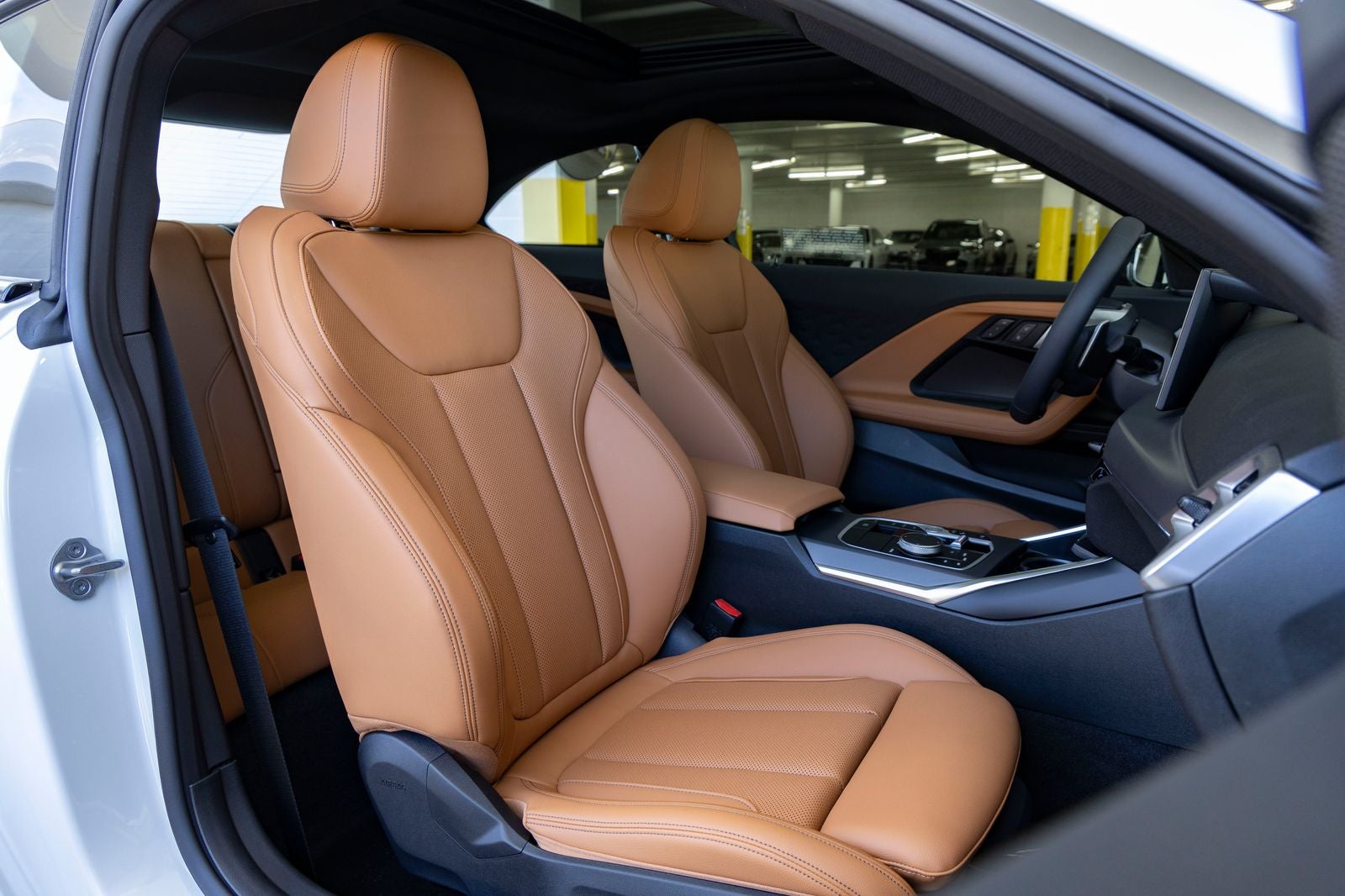 2026 BMW 230i 230i