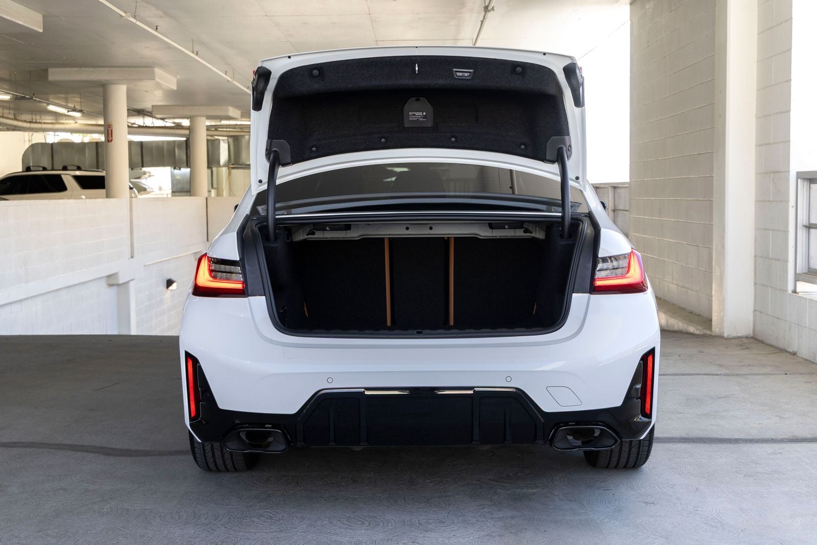 2025 BMW 340i M340i
