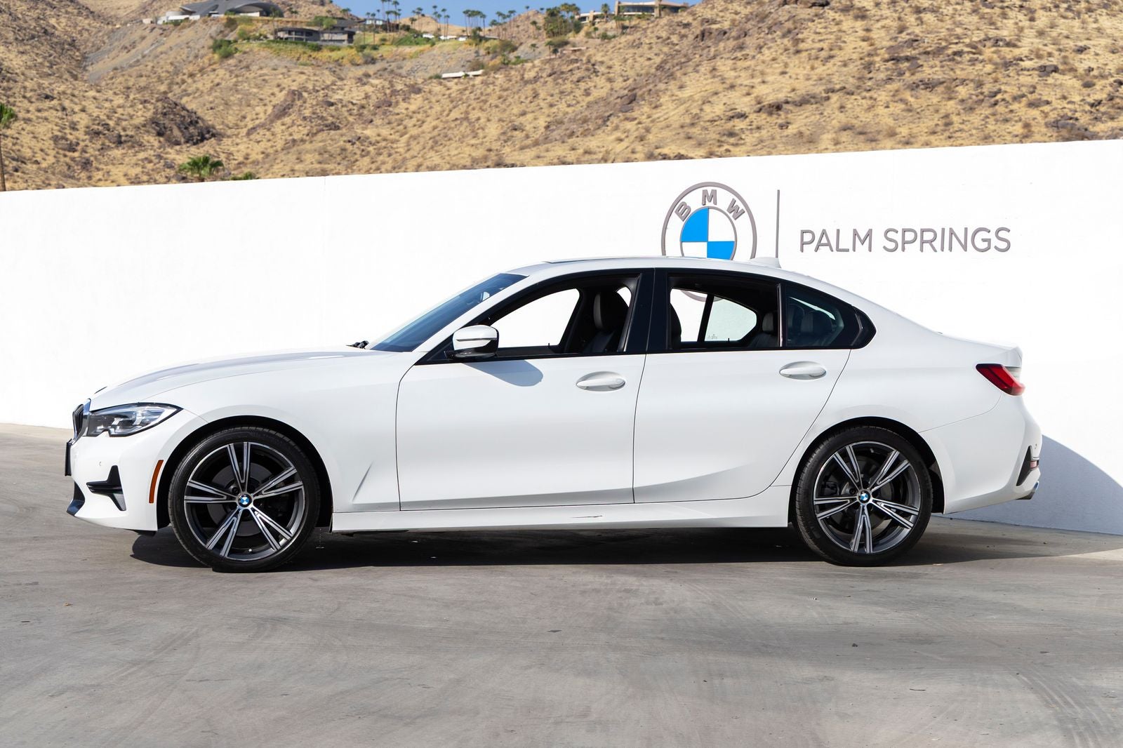 2022 BMW 330i 330i