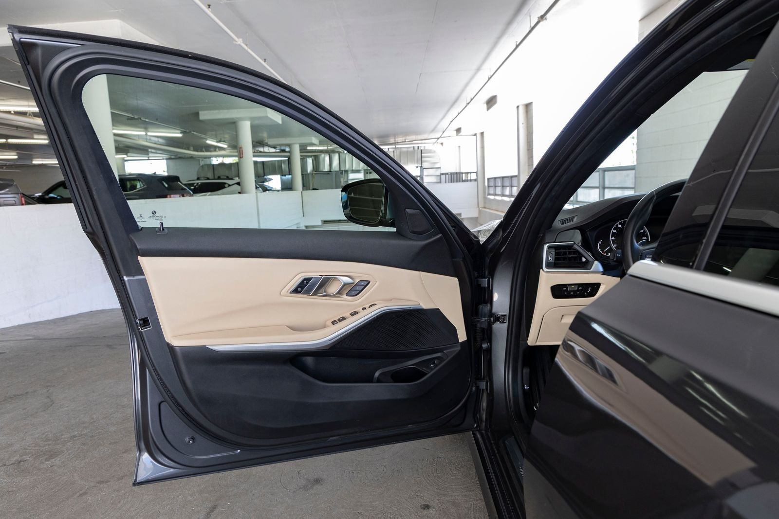 2020 BMW 330i 330i