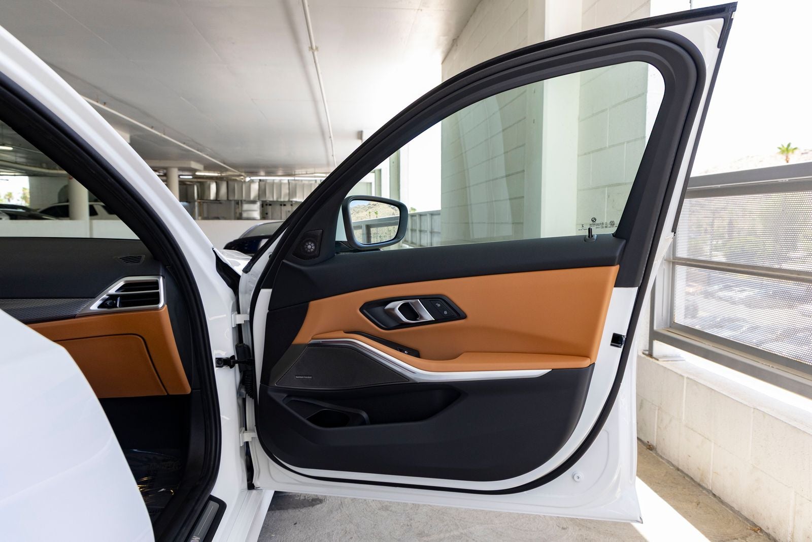 2026 BMW 330i 330i
