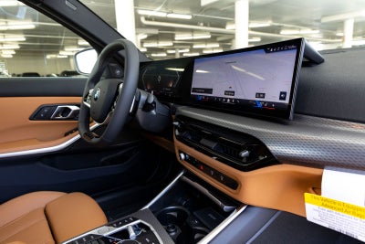 2026 BMW 330i 330i
